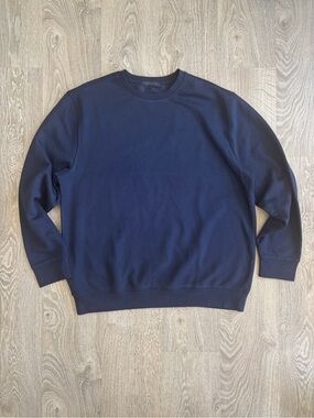 Denver Hayes NWT Crew Neck Sweater